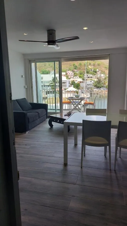 Marina Royale Vue Mer Marigot  Apartment